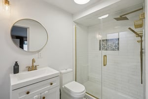 Settlers Dr-S0212-044.jpg