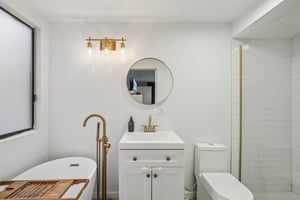 Settlers Dr-S0212-045.jpg