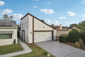 Settlers Dr-S0212-066.jpg