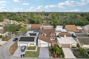 Settlers Dr-S0212-069.jpg