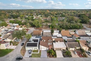 Settlers Dr-S0212-070.jpg