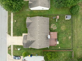  Photo 40