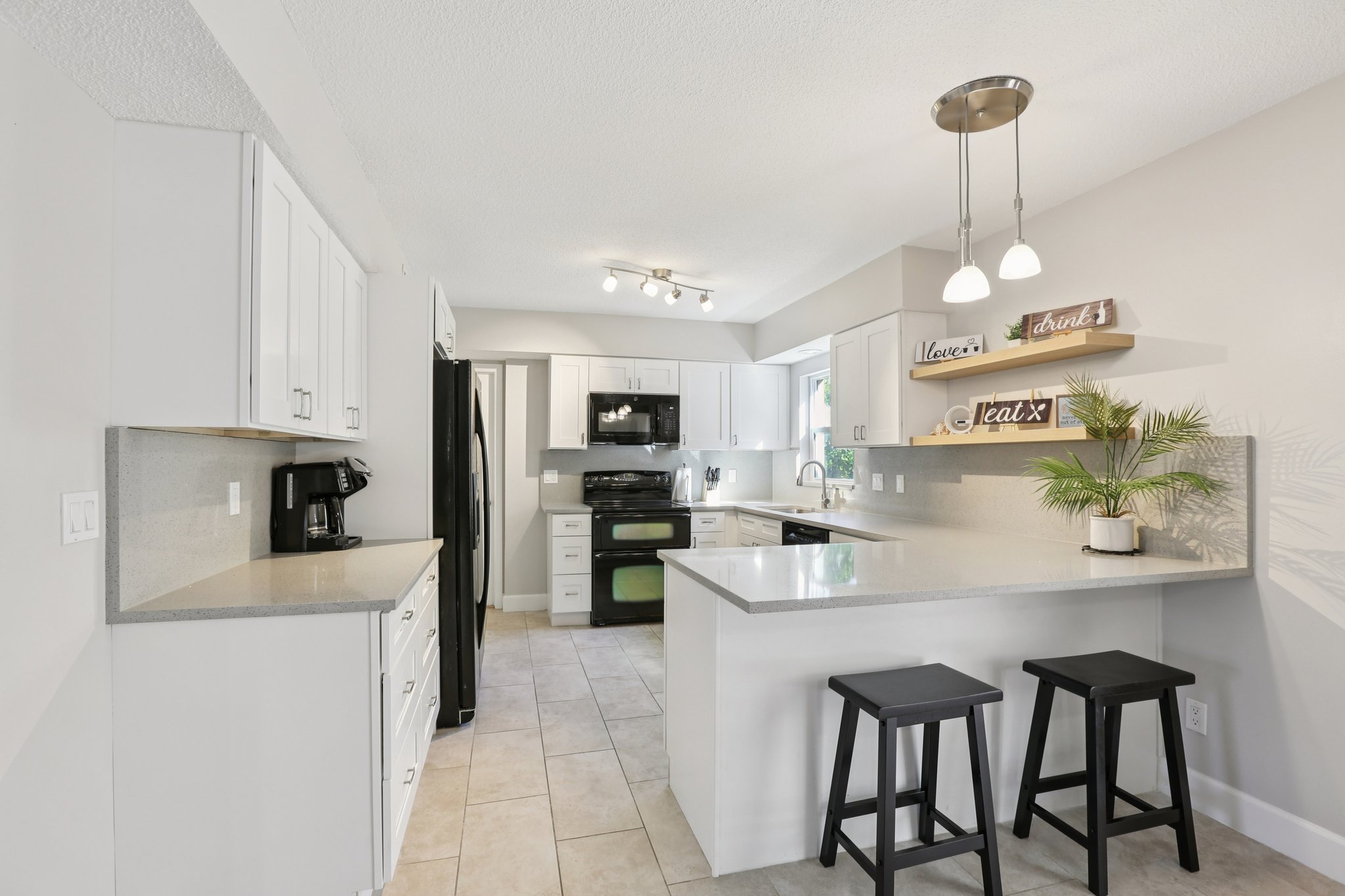 126th Terrace N-S0111-012.jpg