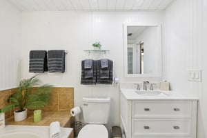 126th Terrace N-S0111-022.jpg