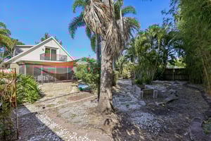 126th Terrace N-S0111-035.jpg