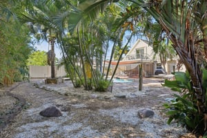 126th Terrace N-S0111-038.jpg