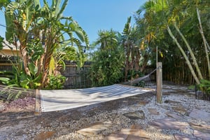 126th Terrace N-S0111-039.jpg