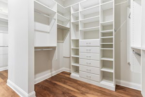 CustomClosets