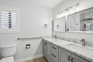 W Blue Bonnet Dr-S2905-030.jpg