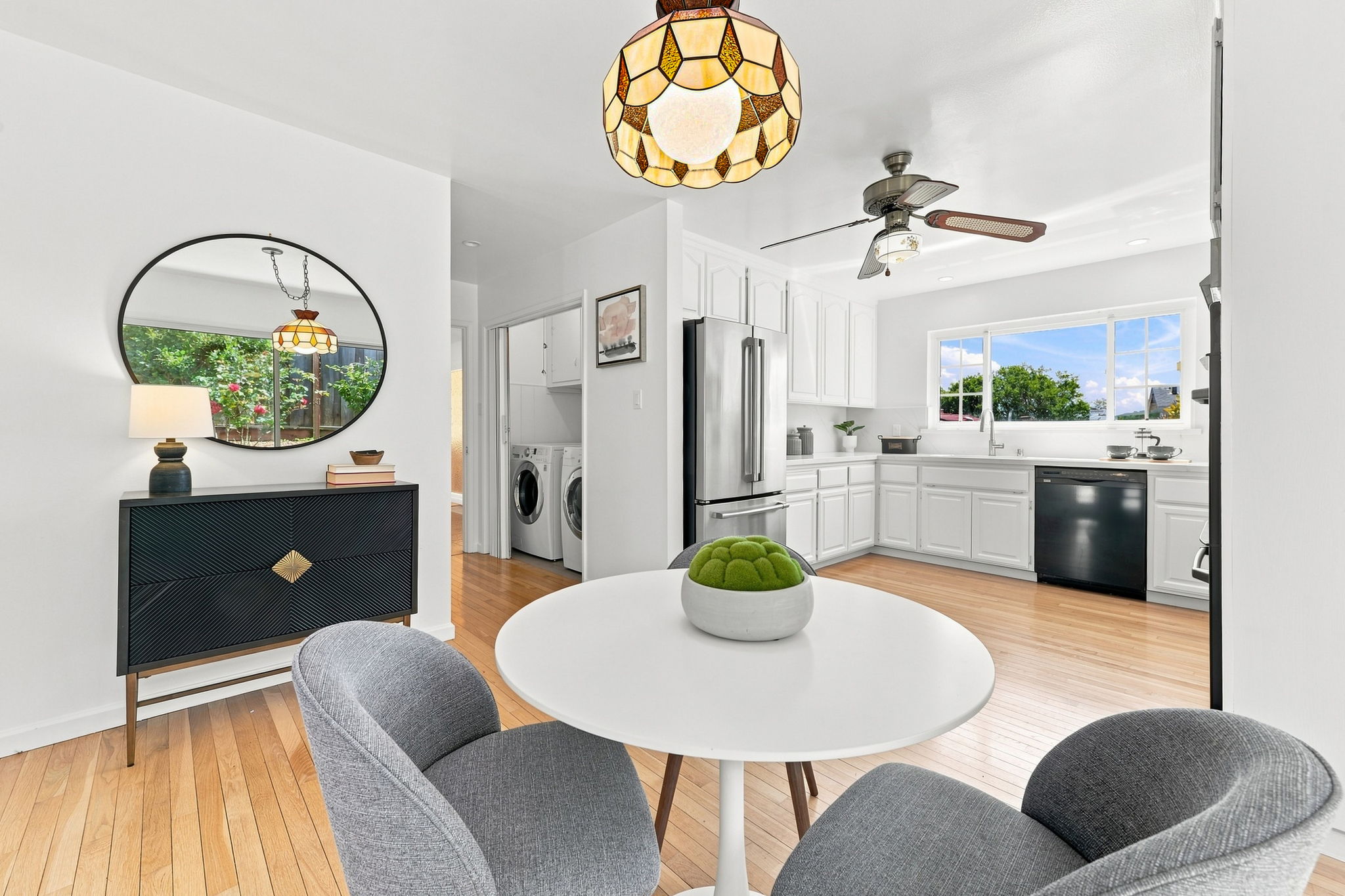 017_F8_1284 Encina Dr