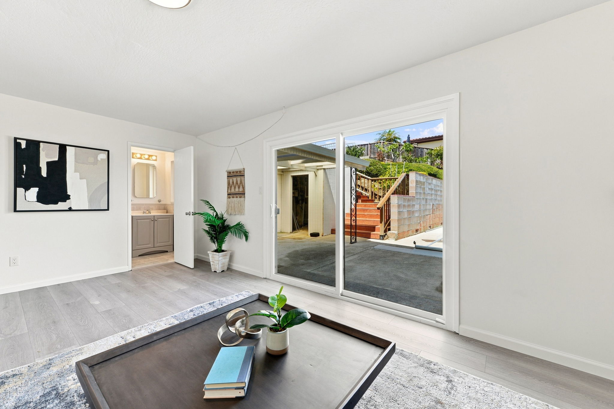 025_F8_1284 Encina Dr