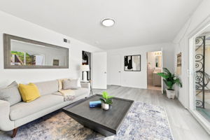 012_F8_1284 Encina Dr
