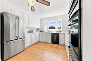 013_F8_1284 Encina Dr