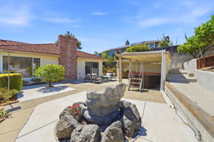 044_F8_1284 Encina Dr