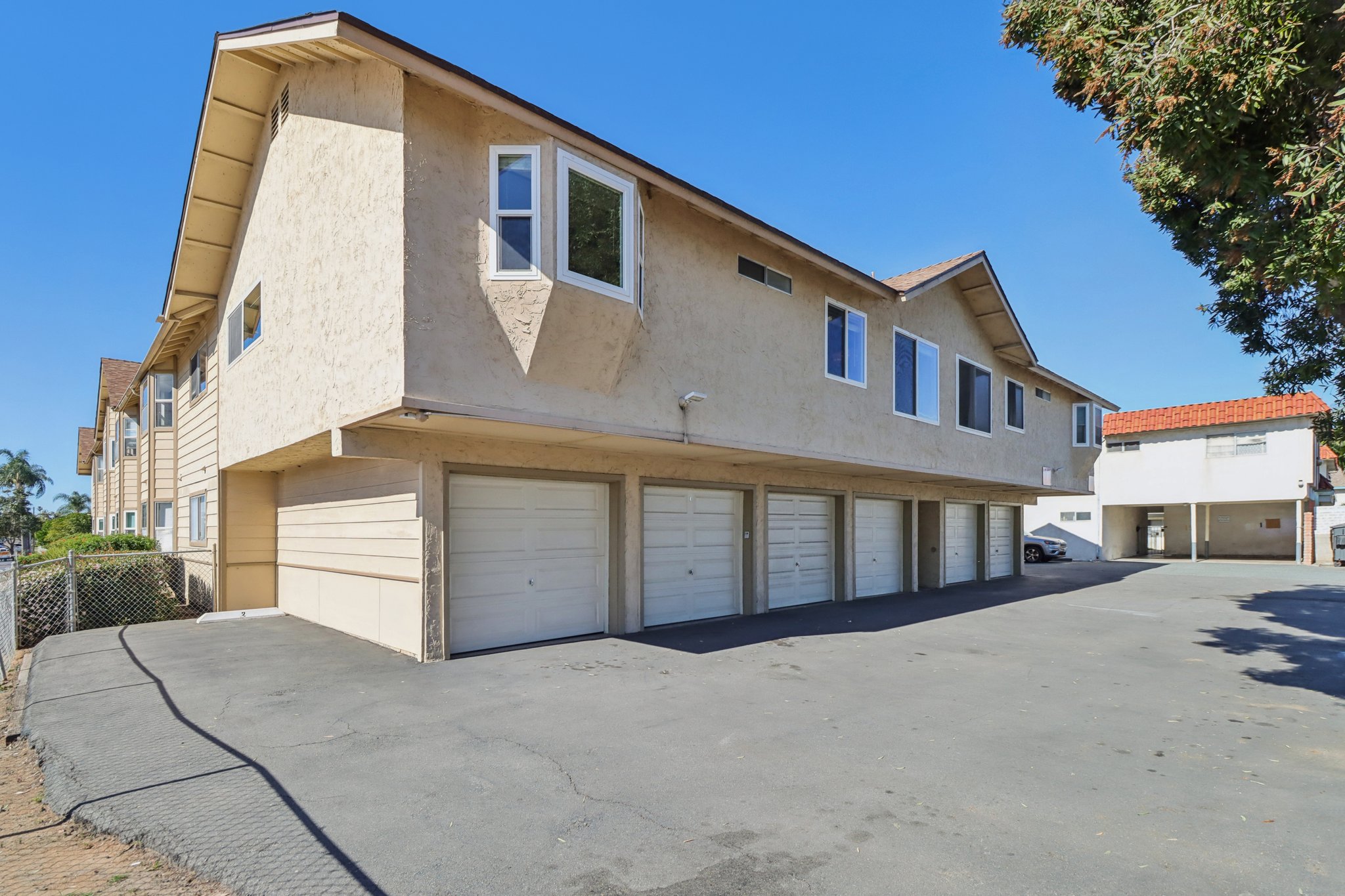 Holly Ave-S1501-030.jpg