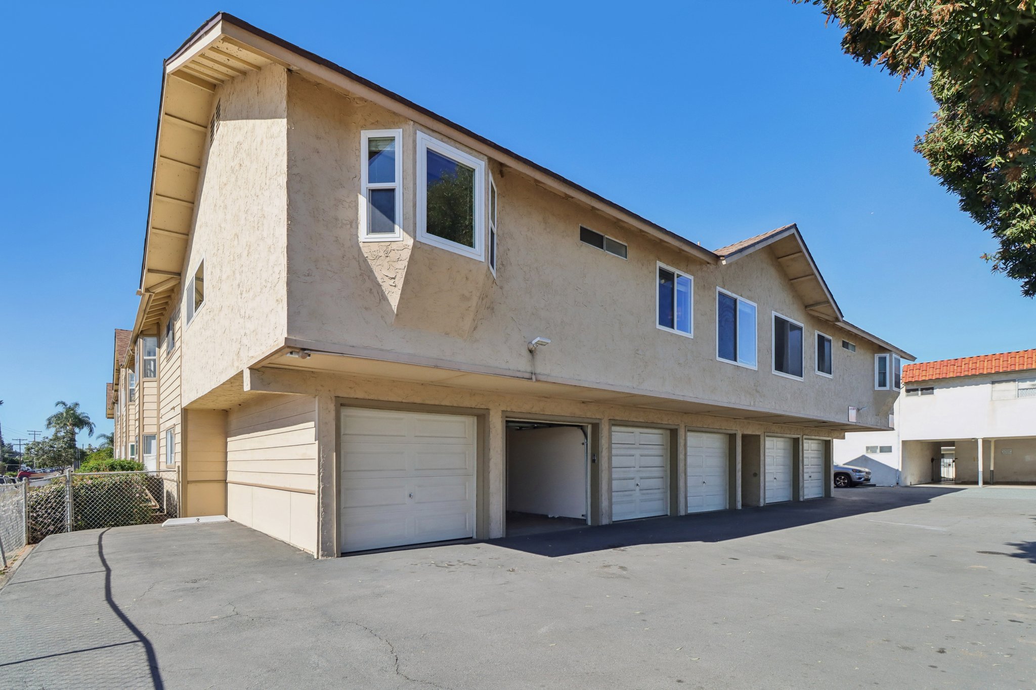 Holly Ave-S1501-037.jpg