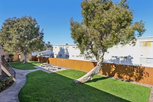 Holly Ave-S1501-004.jpg