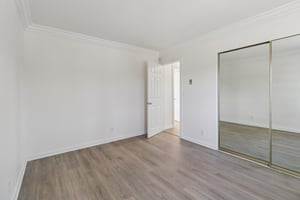 Holly Ave-S1501-024.jpg
