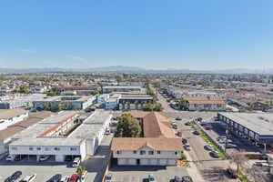 Holly Ave-S1601-005.jpg