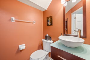 Guest Bathroom 2
