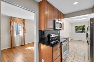 Kitchen/Breakfast Area