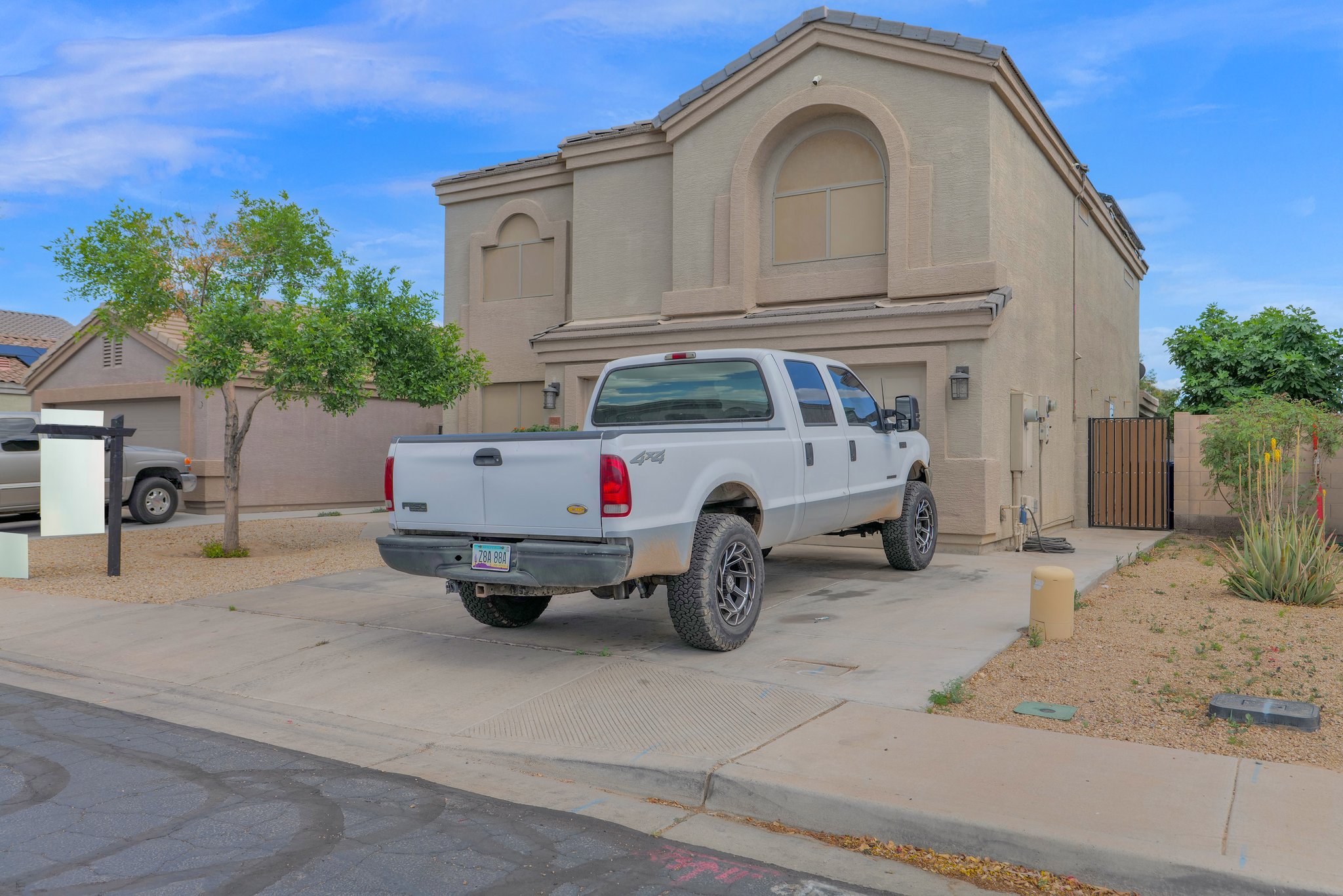  Photo 42