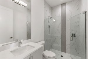  Photo 35