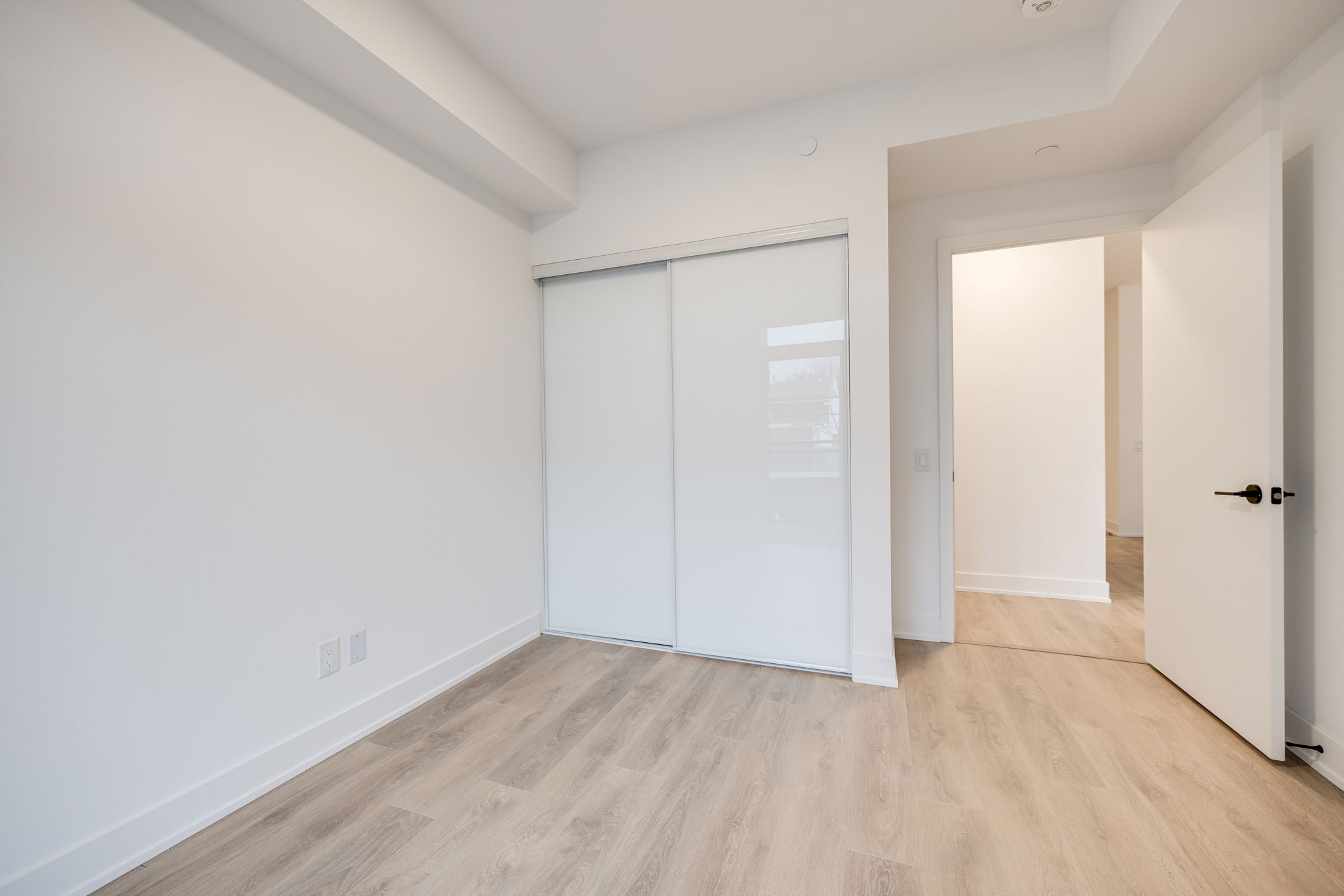 Toronto property showcase — delivered property photograph 11