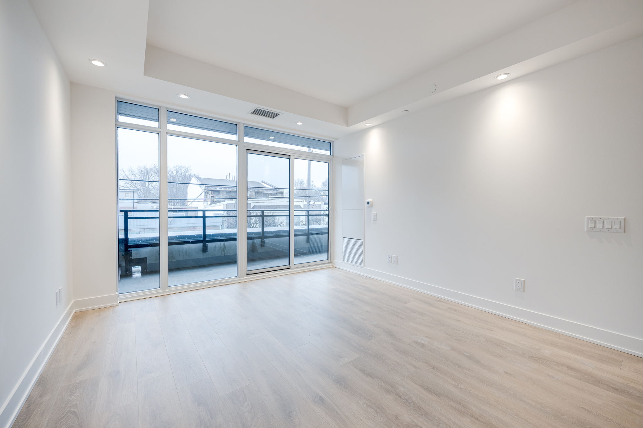 Toronto property showcase — delivered property photograph 9