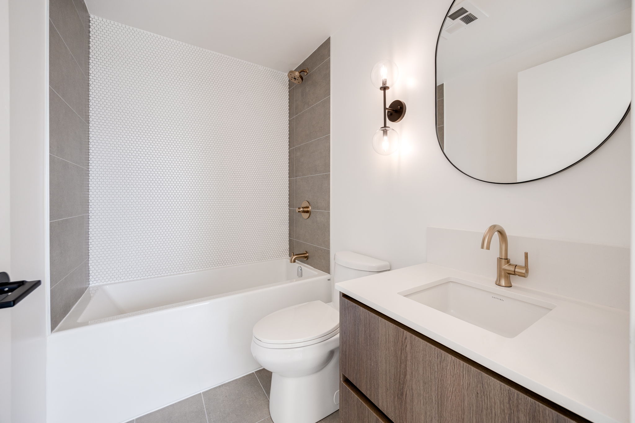 Toronto property showcase — delivered property photograph 17