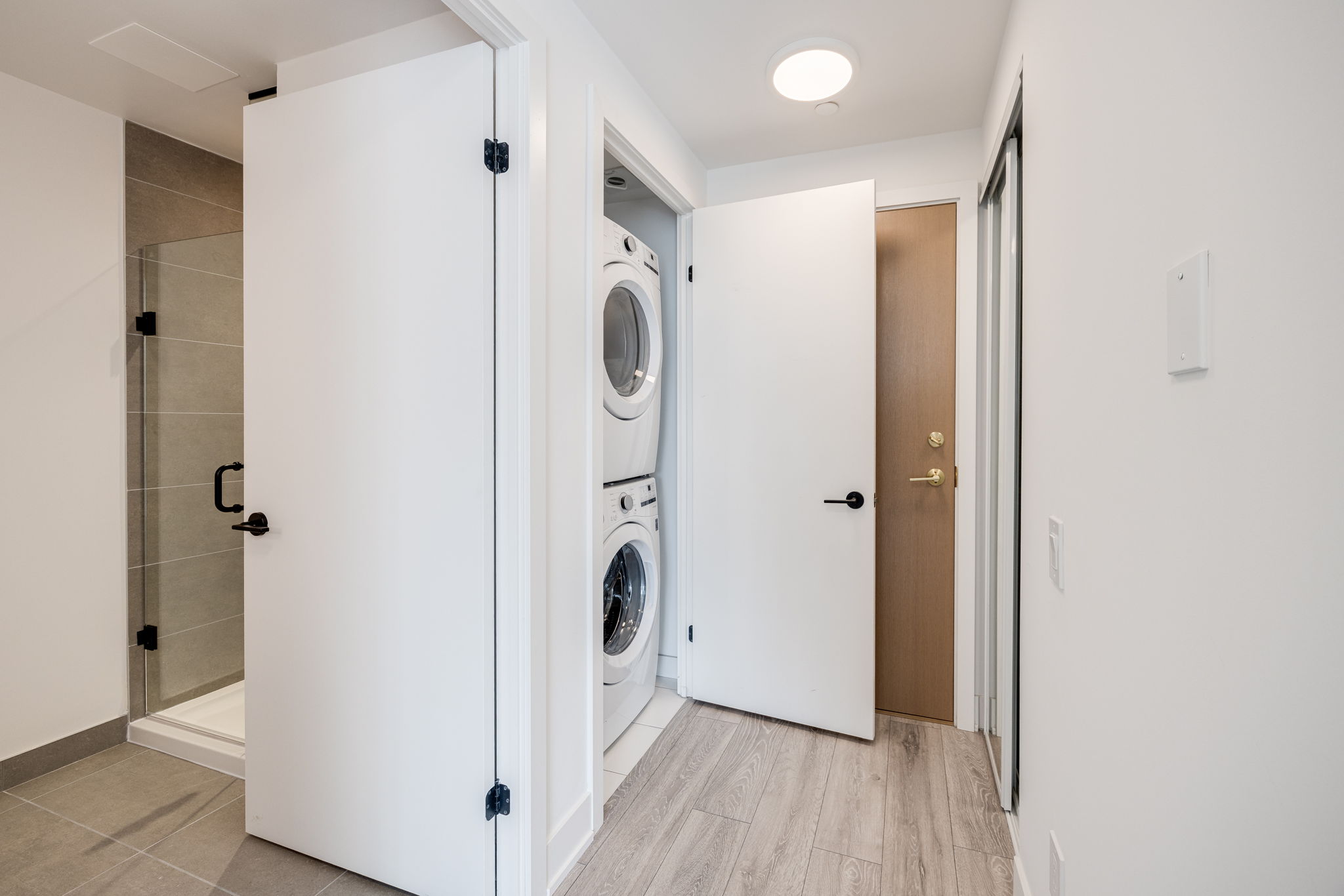 Toronto property showcase — delivered property photograph 23