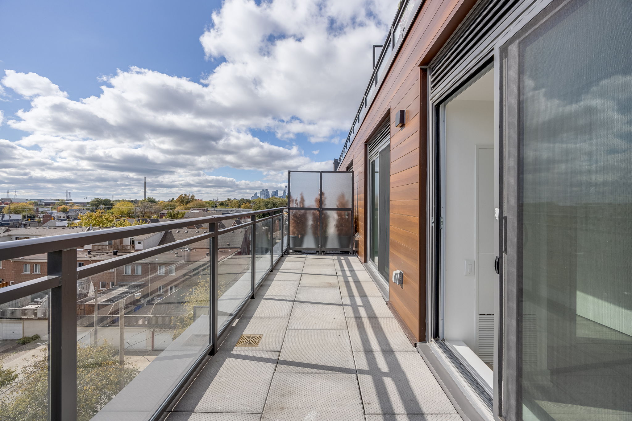 Toronto property showcase — delivered property photograph 24