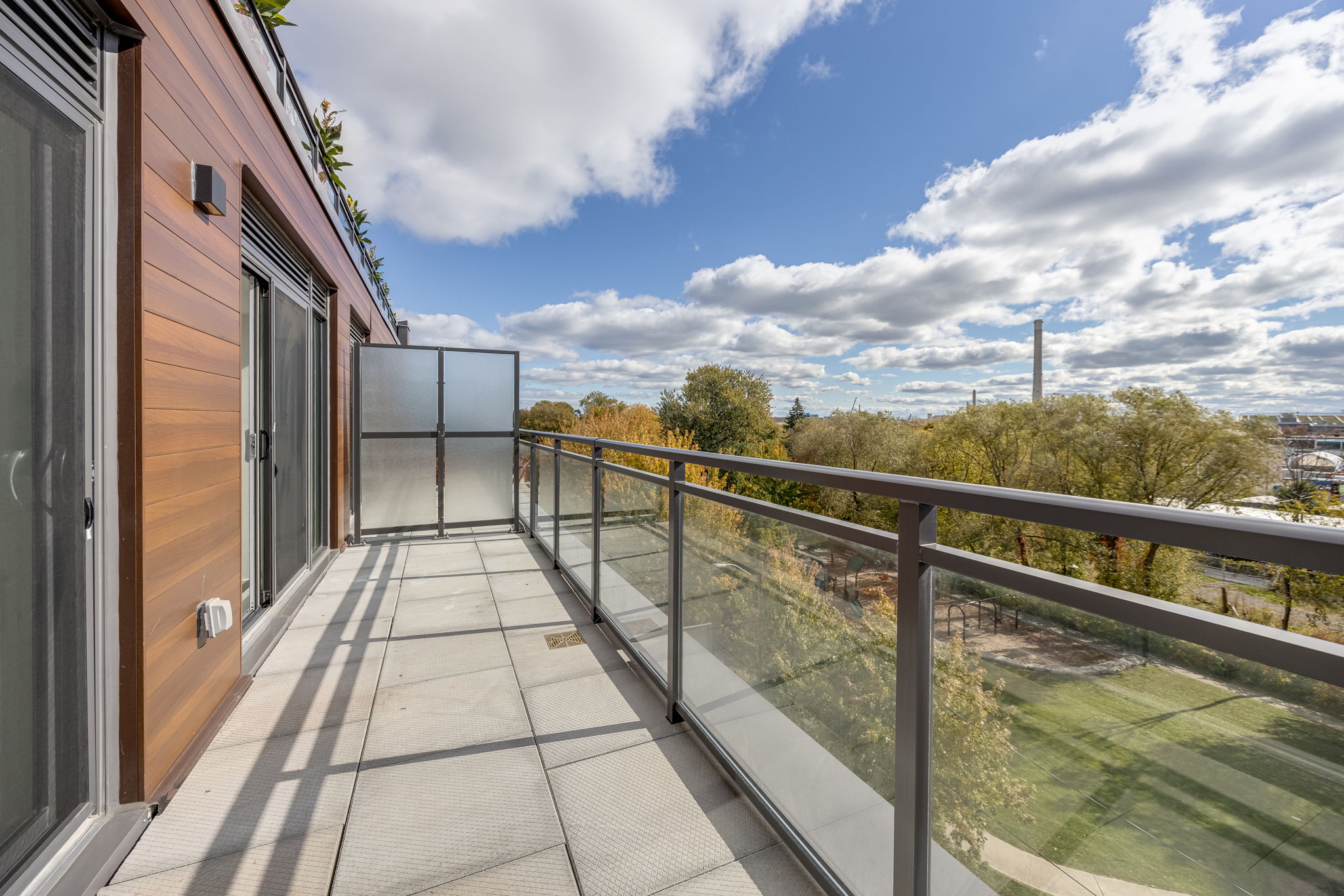 Toronto property showcase — delivered property photograph 25