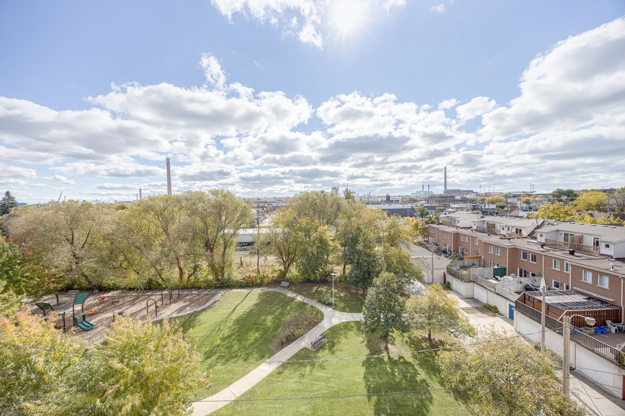 Toronto property showcase — delivered property photograph 27