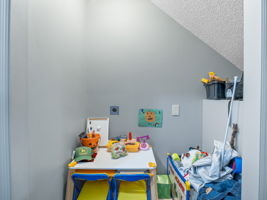  Photo 34