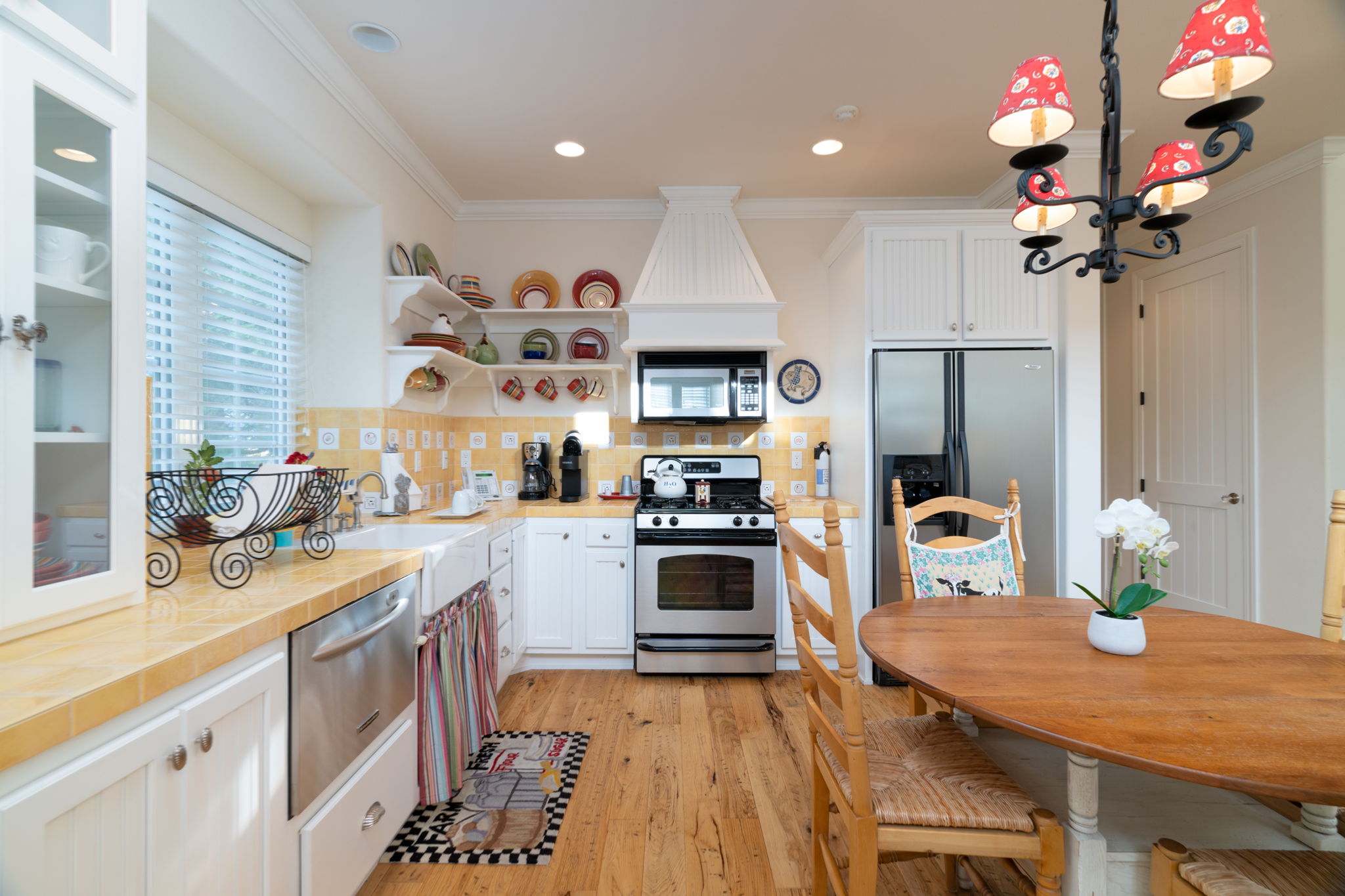 Guest house kitchen