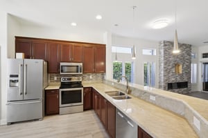 Devonshire Lakes Cir-S0908-011.jpg