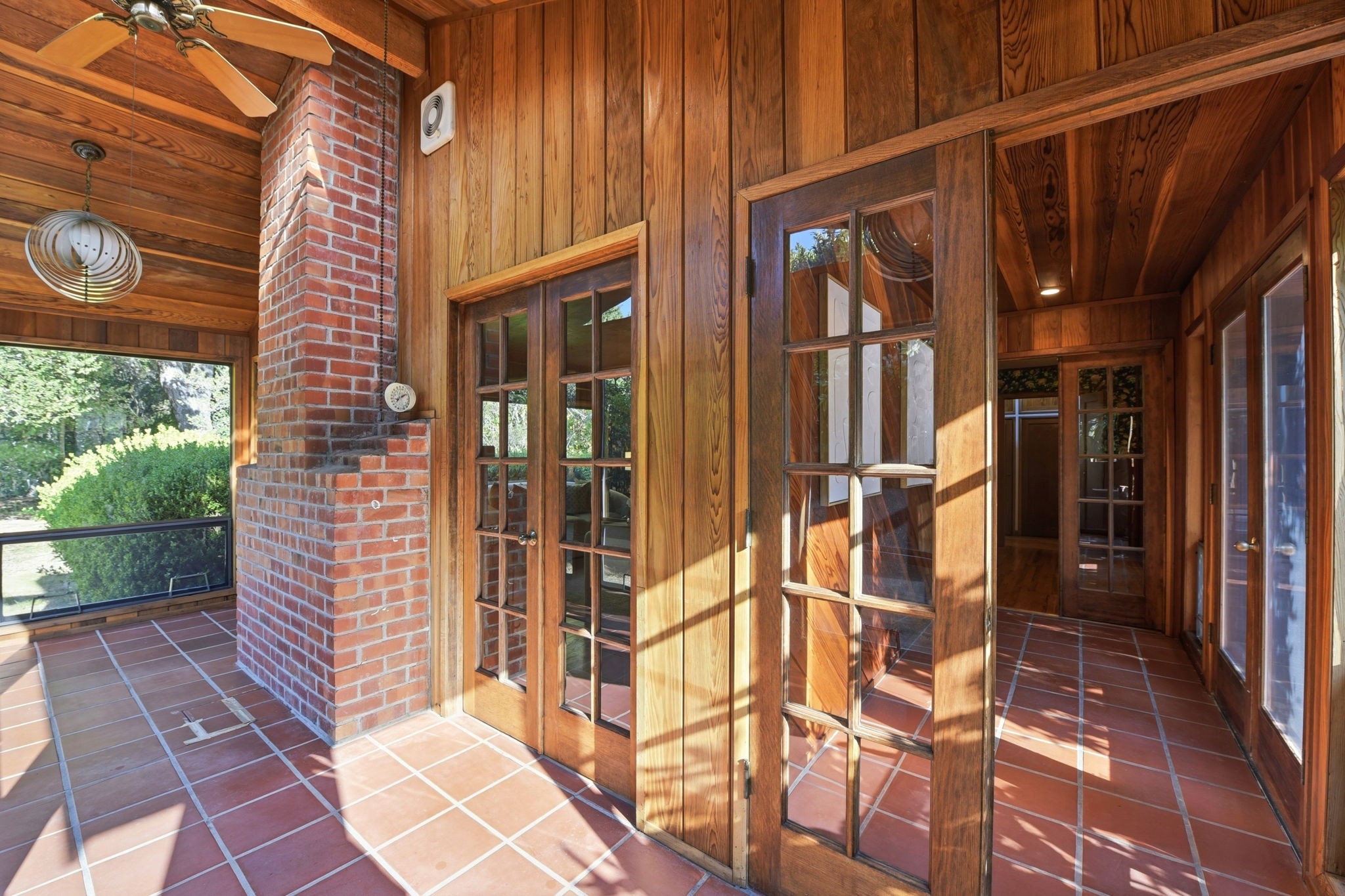 037_F8_12861 Foothill Ln