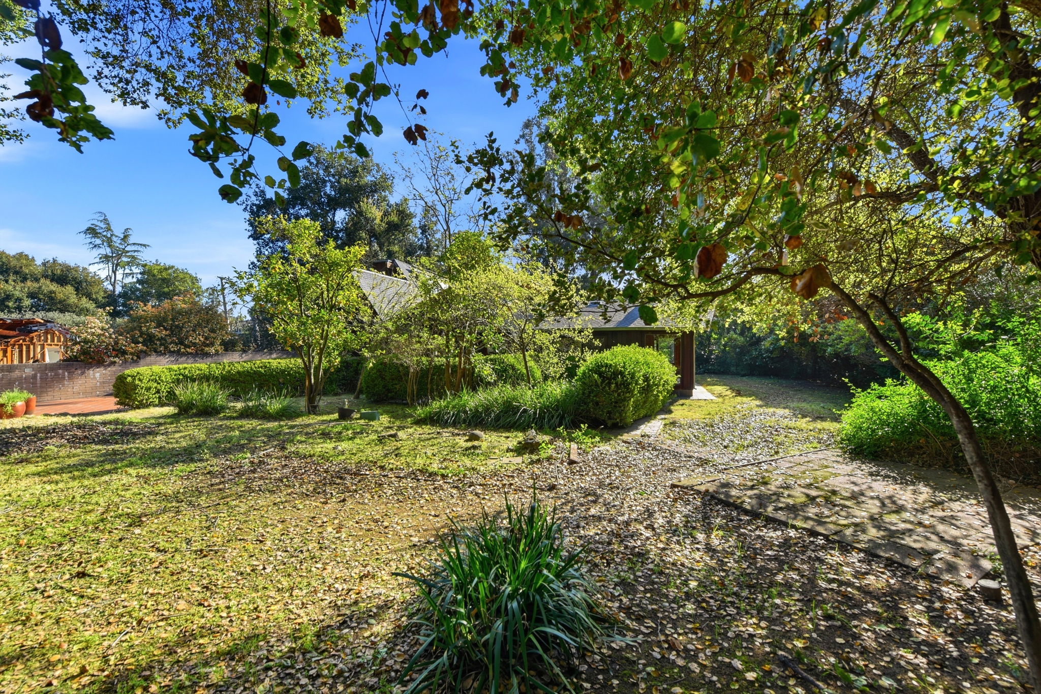044_F8_12861 Foothill Ln