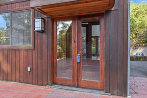 004_F8_12861 Foothill Ln