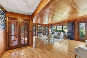 010_F8_12861 Foothill Ln