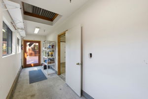 035_F8_12861 Foothill Ln