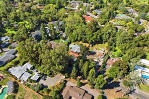 008_F8_AERIAL_12861 Foothill Ln