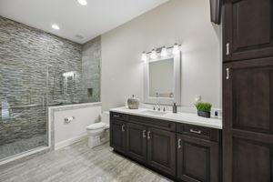 Fitness Studio Bathroom