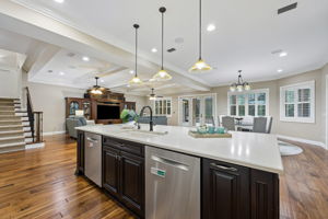 Open Concept Kitchen - Dual Dishwashers