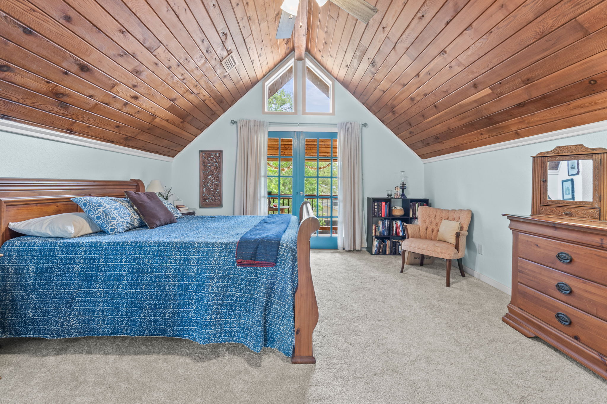 BED1 12869 Poinsettia Ave 017