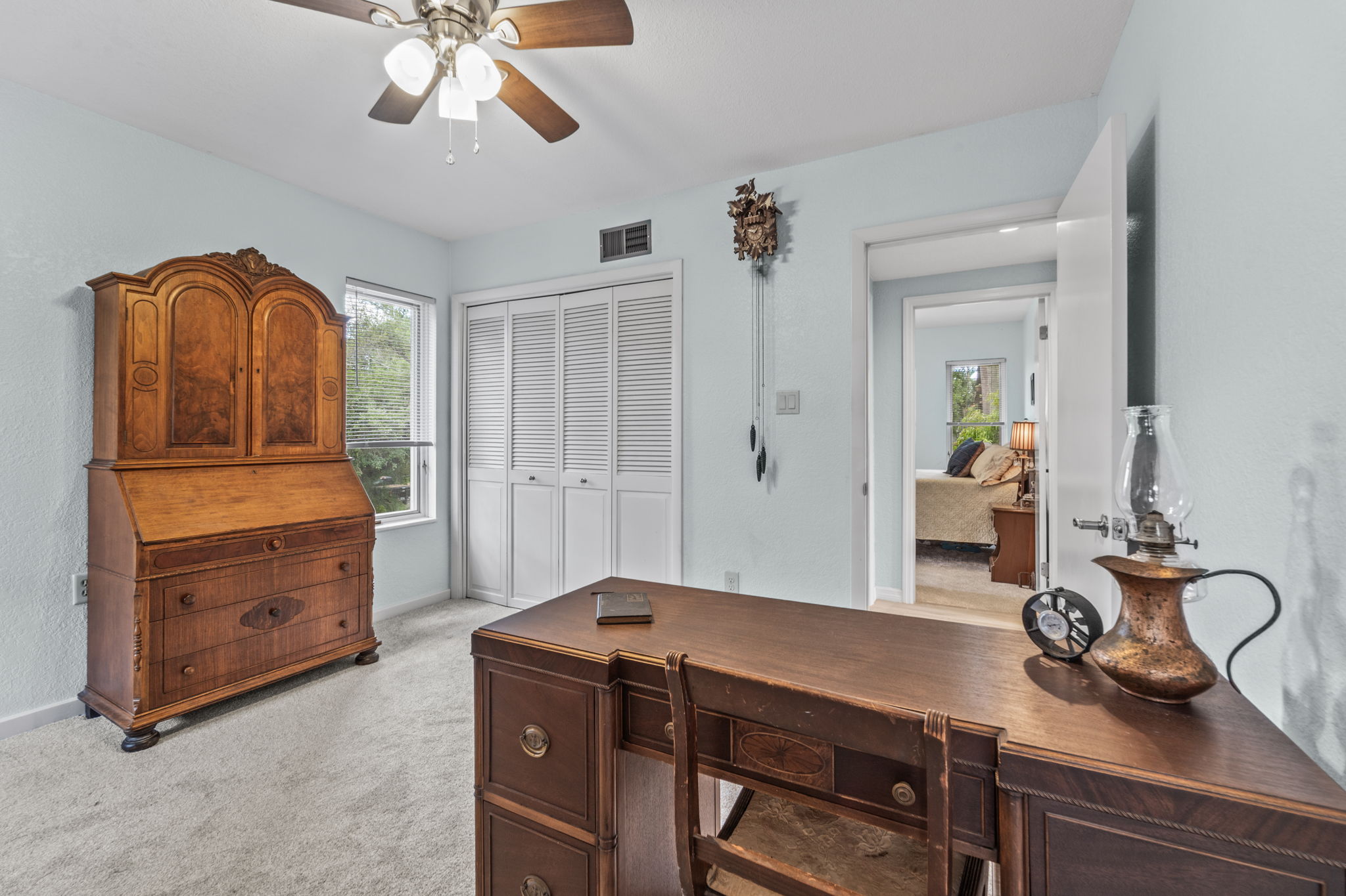 BED2 12869 Poinsettia Ave 077