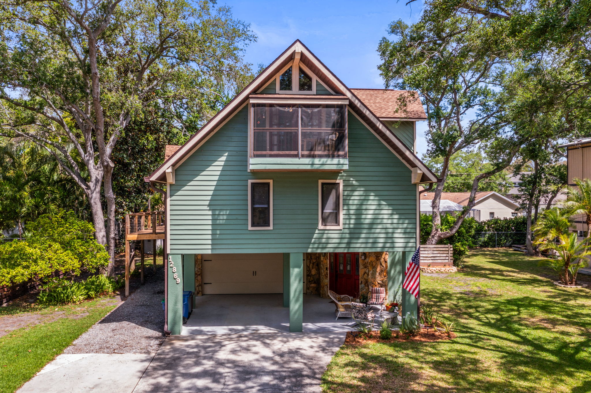 DRONE 12869 Poinsettia Ave 002