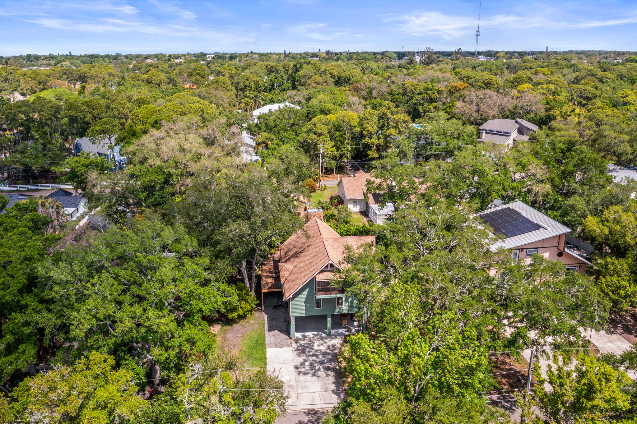 DRONE 12869 Poinsettia Ave 004