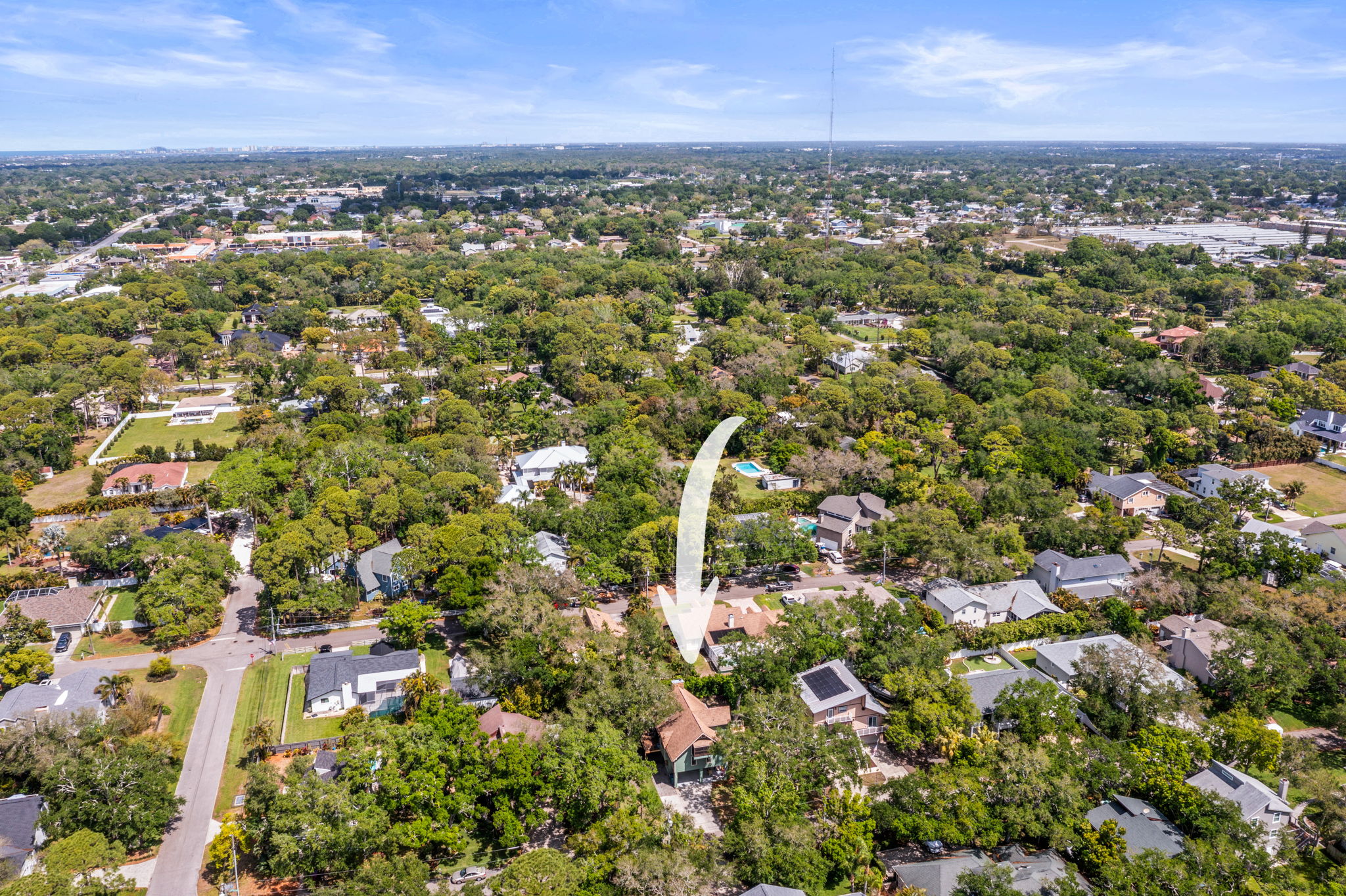 DRONE 12869 Poinsettia Ave 009 ARROW